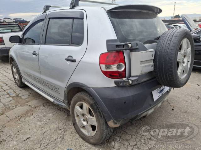 2005 VOLKSWAGEN FOX 