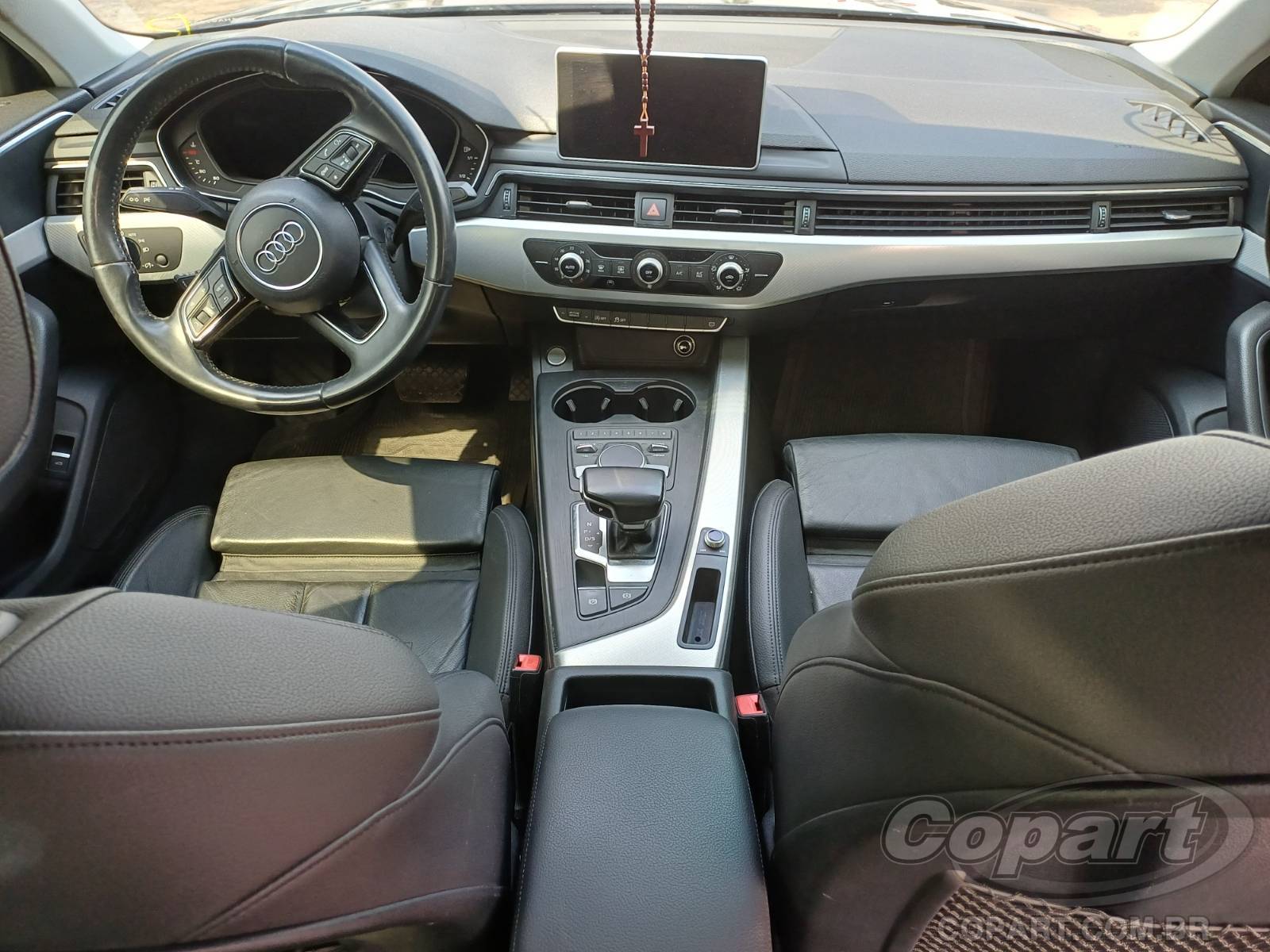 2017 AUDI A4 — foto 9 de 12