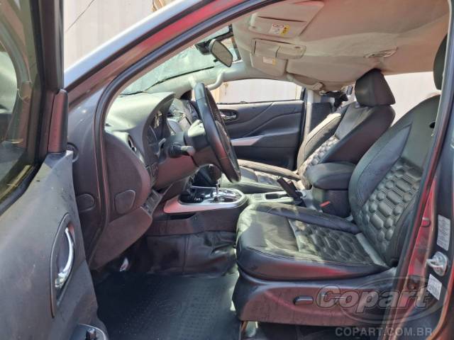 2024 NISSAN FRONTIER CD 