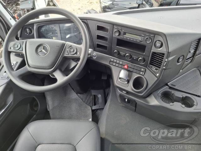 2025 MERCEDES-BENZ Arocs 