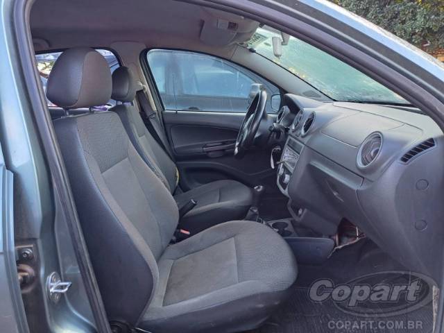 2009 VOLKSWAGEN GOL 