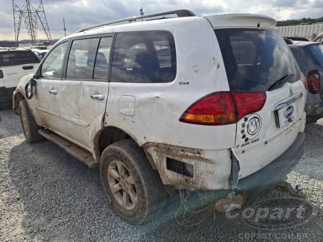 2012 MITSUBISHI PAJERO DAKAR 