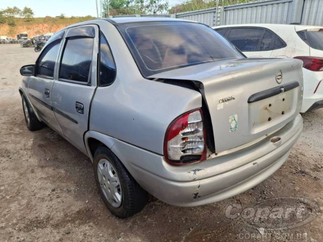 2005 CHEVROLET CLASSIC 