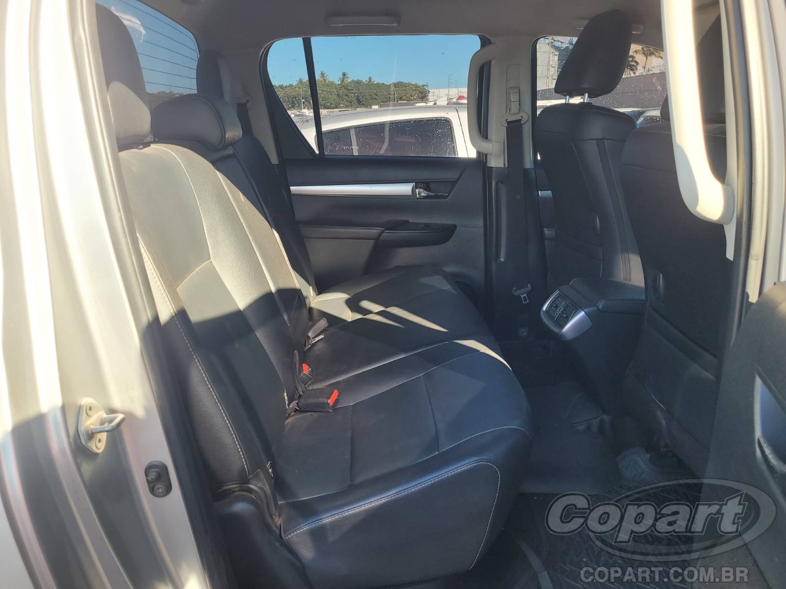 2016 TOYOTA HILUX CD — foto 6 de 11