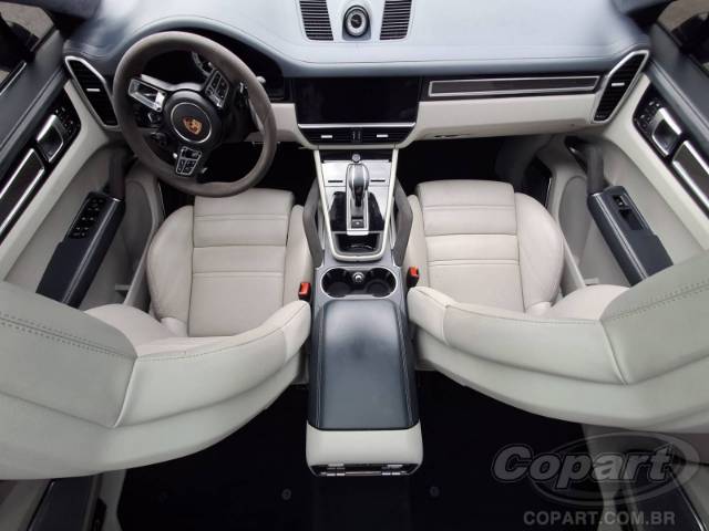 2023 PORSCHE CAYENNE COUPE 