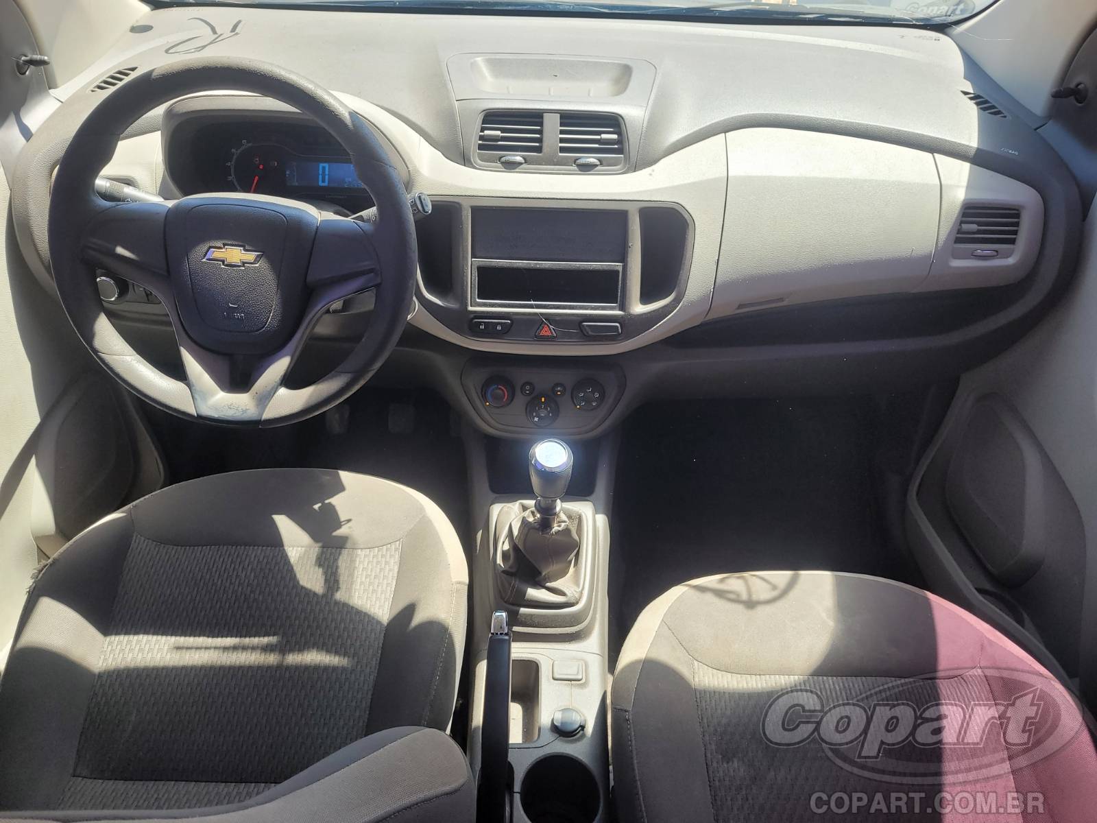 Foto 9 de 11: 2015 CHEVROLET SPIN