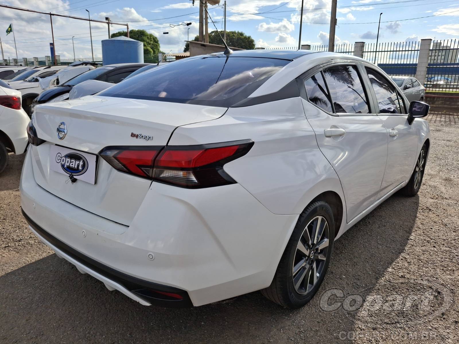 Foto 4: 2022 NISSAN VERSA