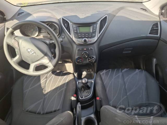 2015 HYUNDAI HB20 