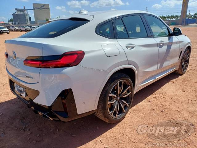 2023 BMW X4 