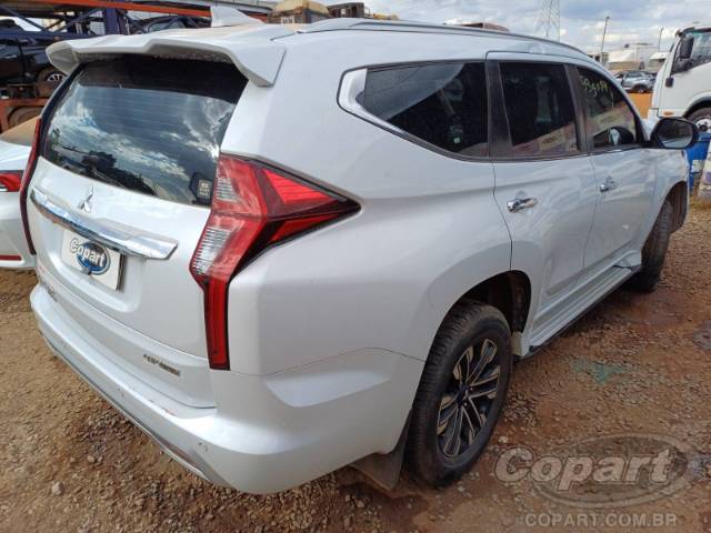 2024 MITSUBISHI PAJERO SPORT 