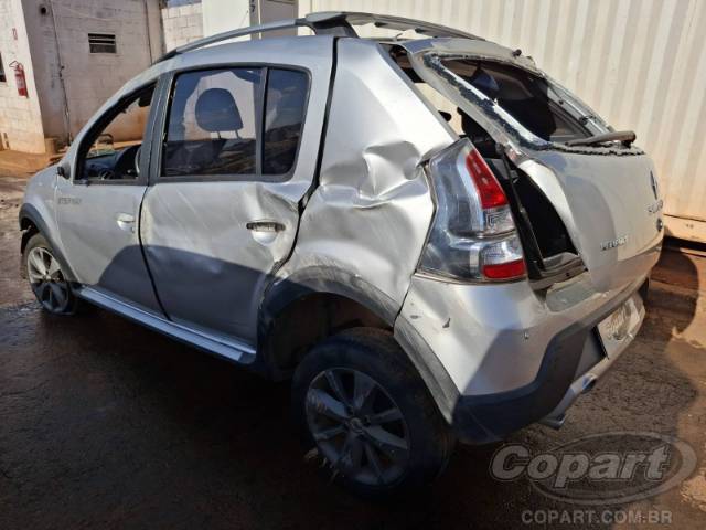 2013 RENAULT SANDERO 