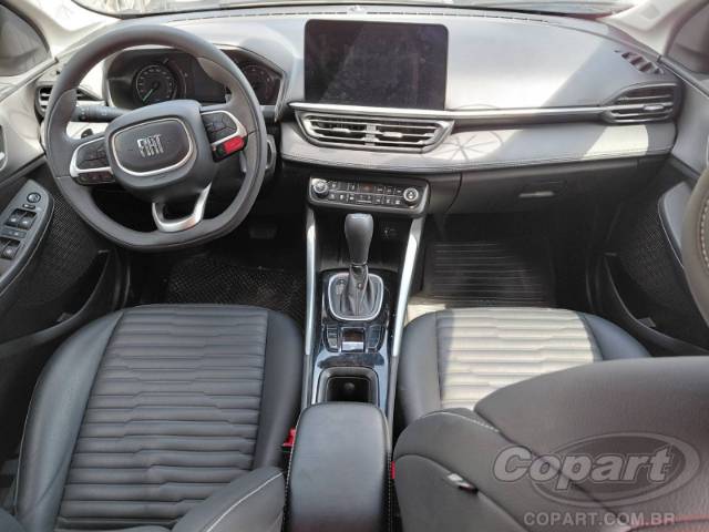 2025 FIAT FASTBACK 
