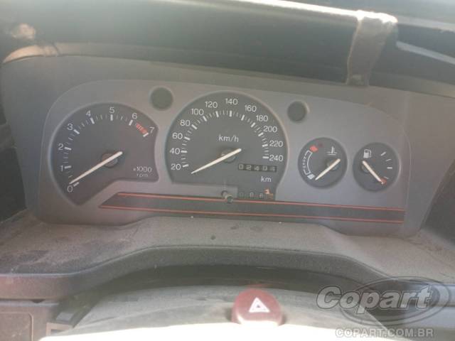 1994 FORD ESCORT 