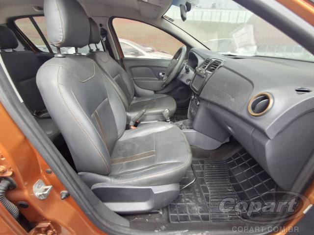 2015 RENAULT SANDERO 
