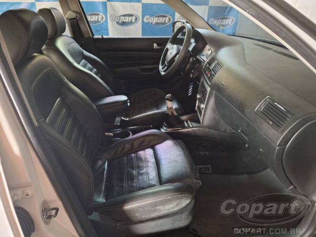 2011 VOLKSWAGEN GOLF 