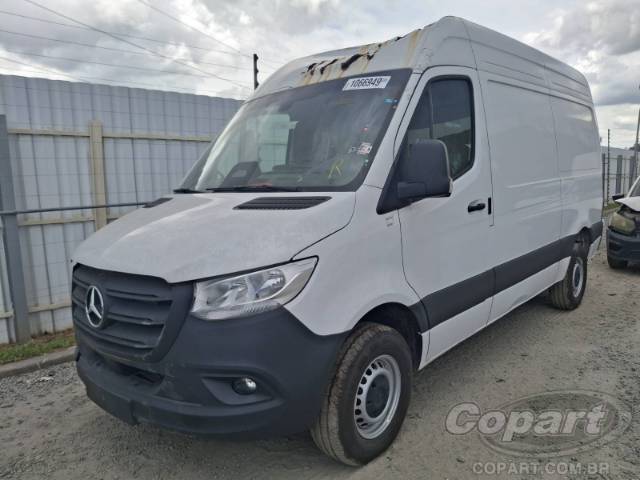 2026 MERCEDES BENZ SPRINTER 