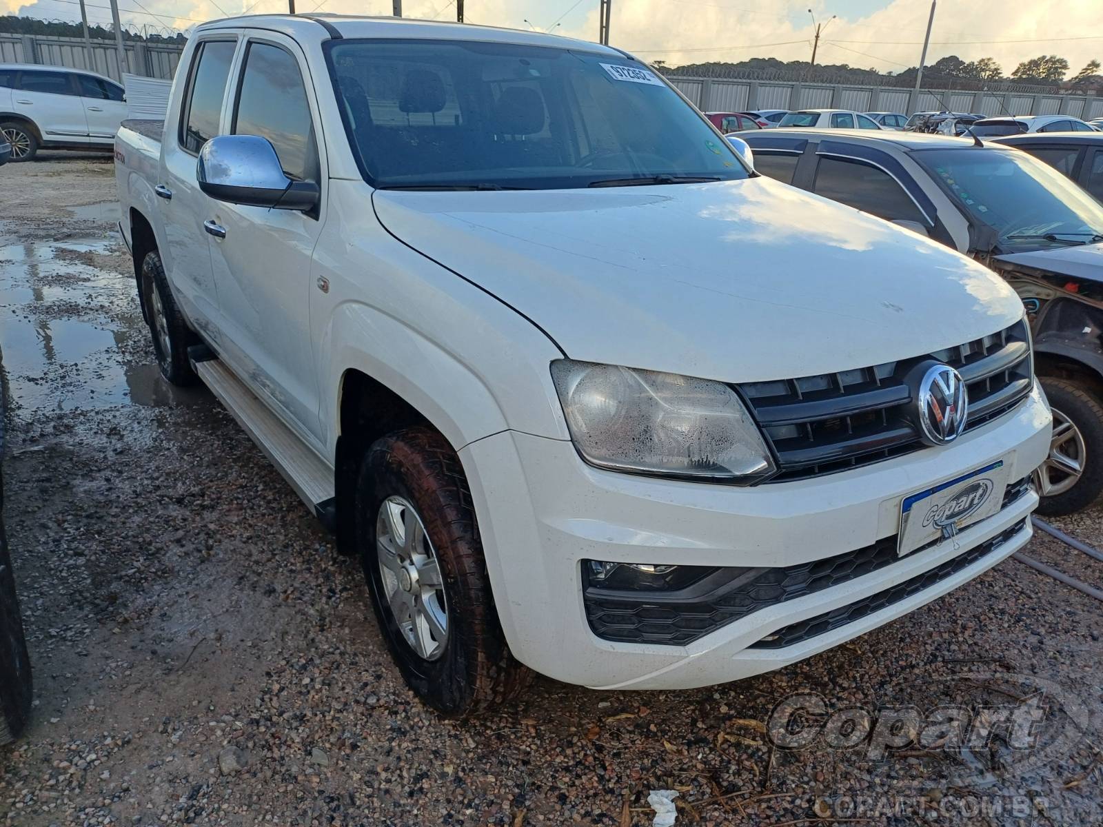 Veículo VW - VolksWagen Amarok Volkswagen Amarok S 4Motion 2.0 TDI Turbo 2017 Enchente Média Monta 2017 em leilão