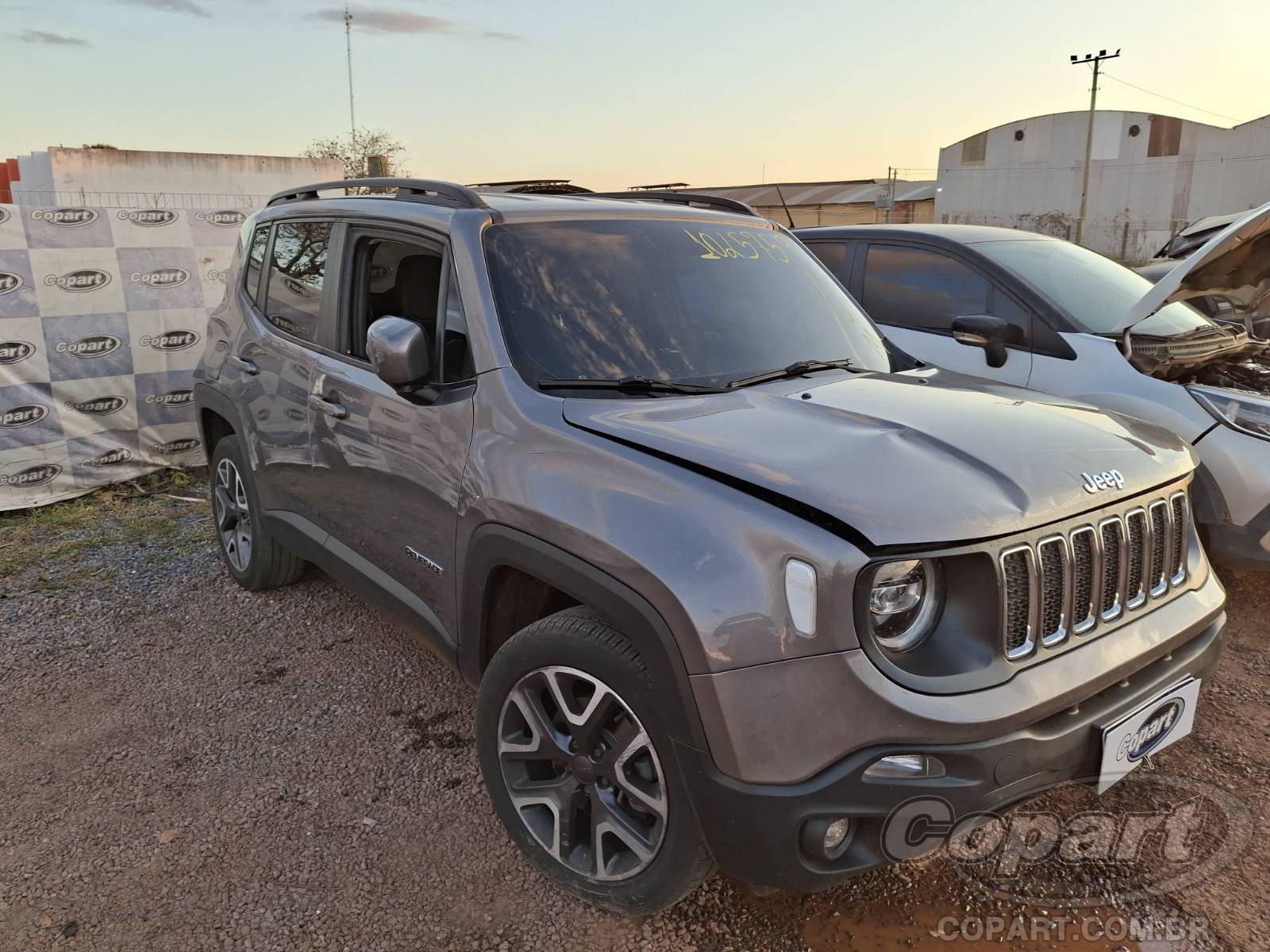 Veículo Fiat Renegade JEEP RENEGADE 2021 Conservado 2021 em leilão