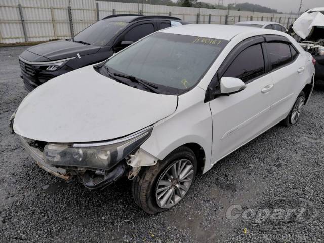 2015 TOYOTA COROLLA 