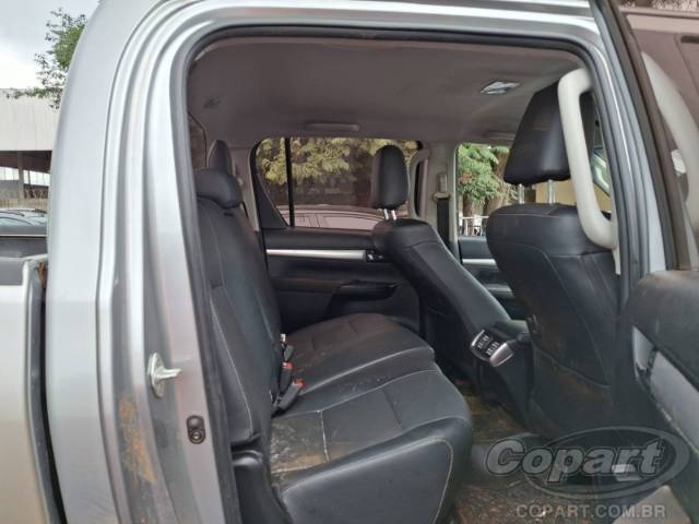 2024 TOYOTA HILUX CD 