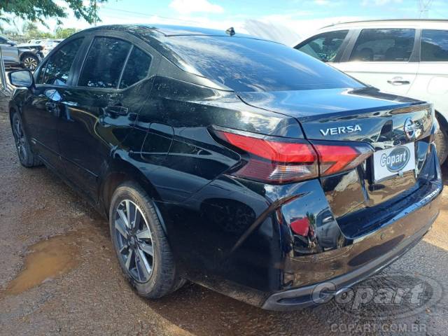 2024 NISSAN VERSA 