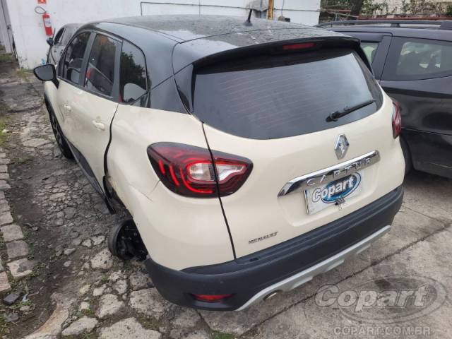 2021 RENAULT CAPTUR 