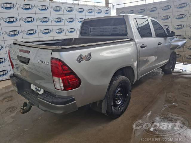 2024 TOYOTA HILUX CD 