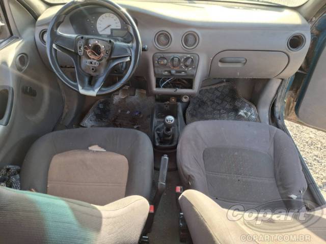 2001 CHEVROLET CELTA 