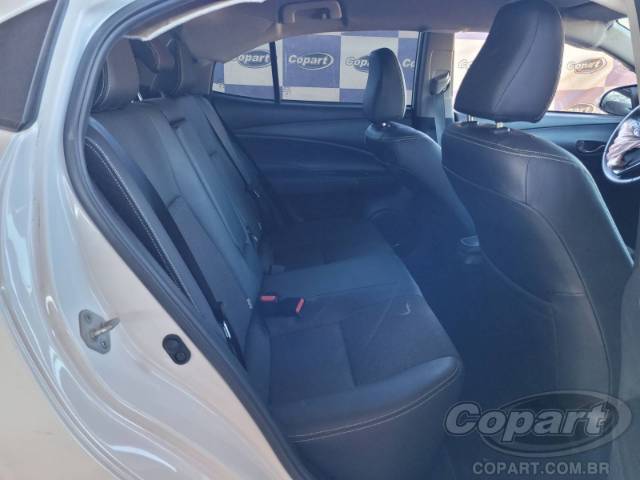 2024 TOYOTA YARIS SEDA 