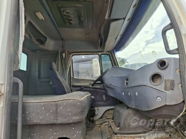 2001 MERCEDES BENZ LS-1938 