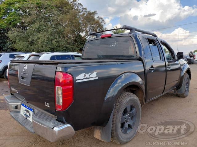 2011 NISSAN FRONTIER CD 