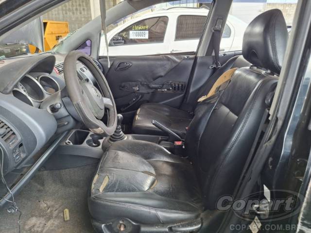 2004 HONDA FIT 
