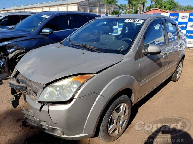 2010 FORD FIESTA SEDAN 