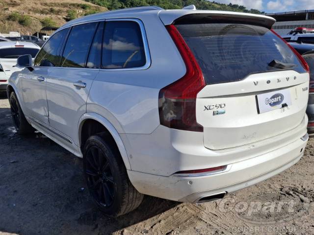 2016 VOLVO XC90 