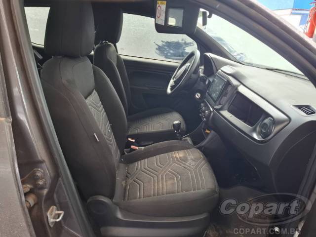 2024 FIAT STRADA CD 