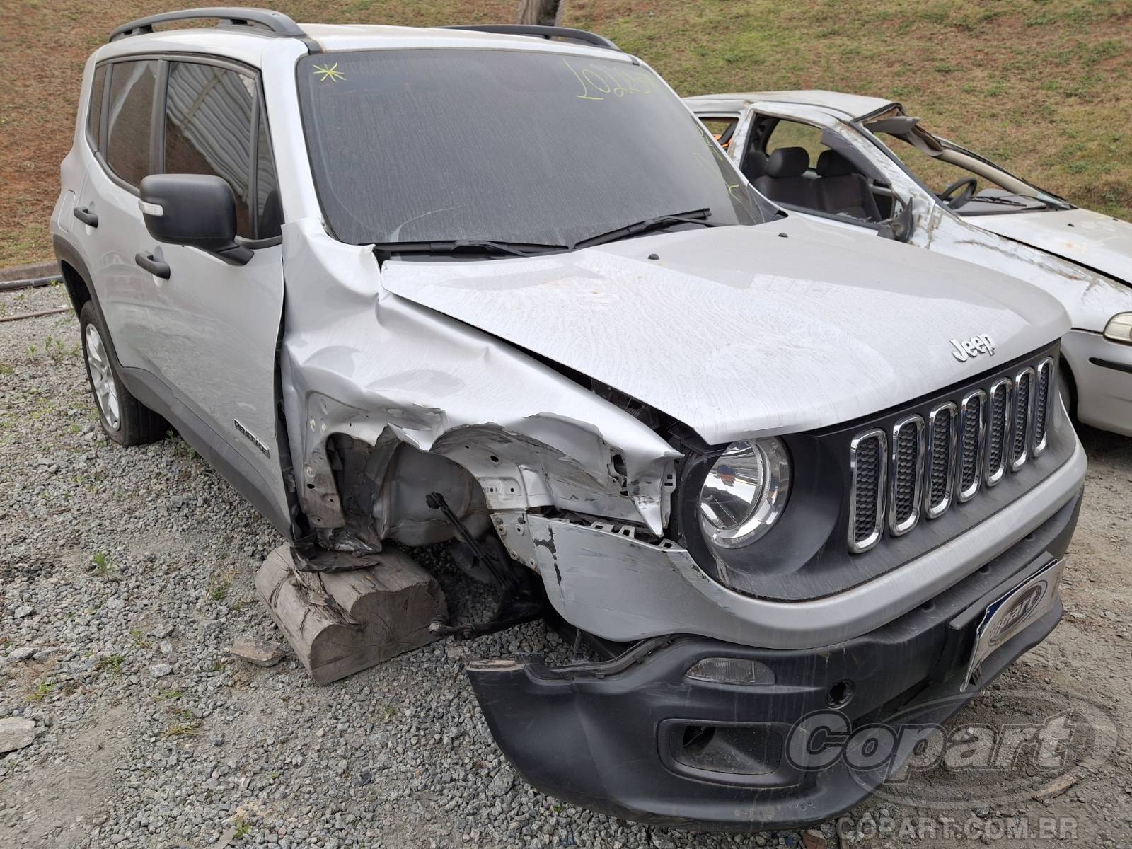 Veículo Fiat Renegade JEEP RENEGADE 2018 SUV Pequenos 2018 em leilão