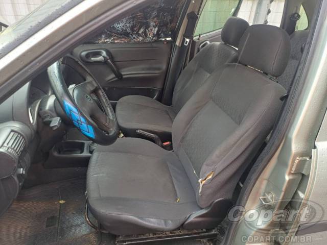 2006 CHEVROLET CLASSIC 