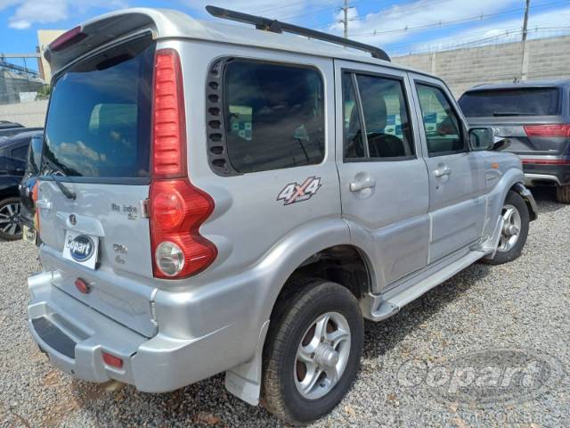 2010 MAHINDRA SCORPIO SUV 