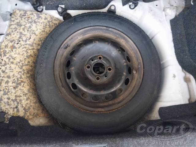 2015 FIAT UNO 
