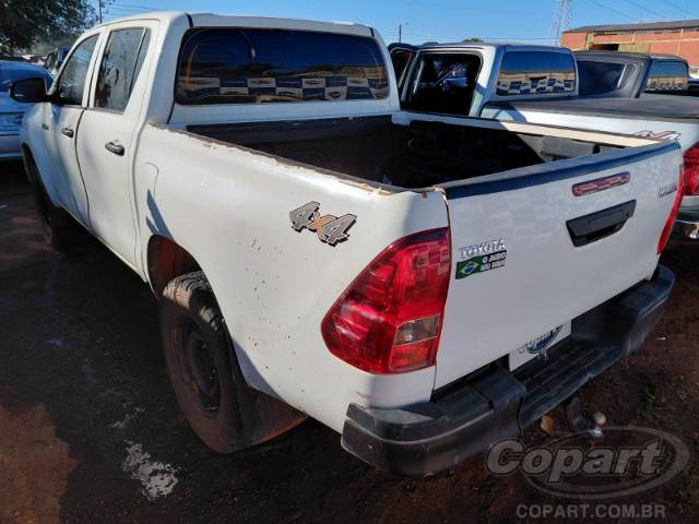 2024 TOYOTA HILUX CD 