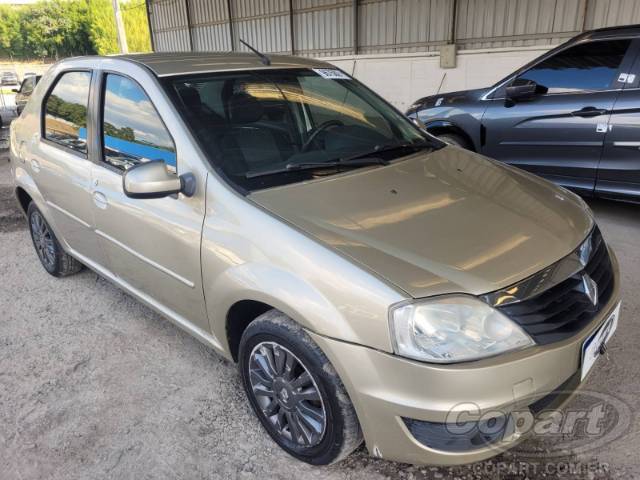 2013 RENAULT LOGAN 