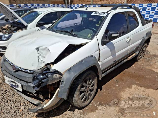 2017 FIAT STRADA CD 