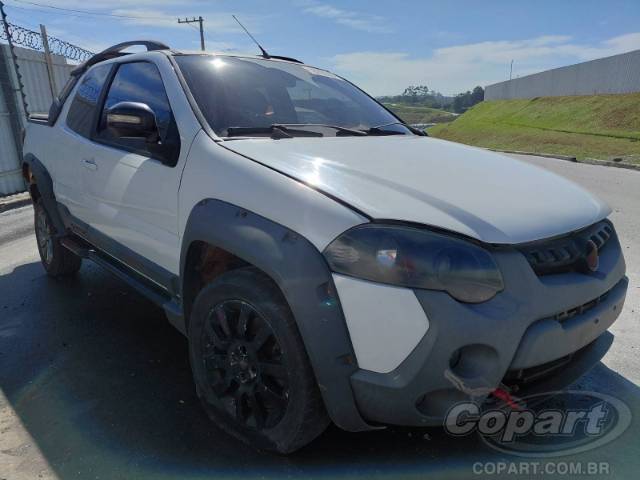 2014 FIAT STRADA CD 