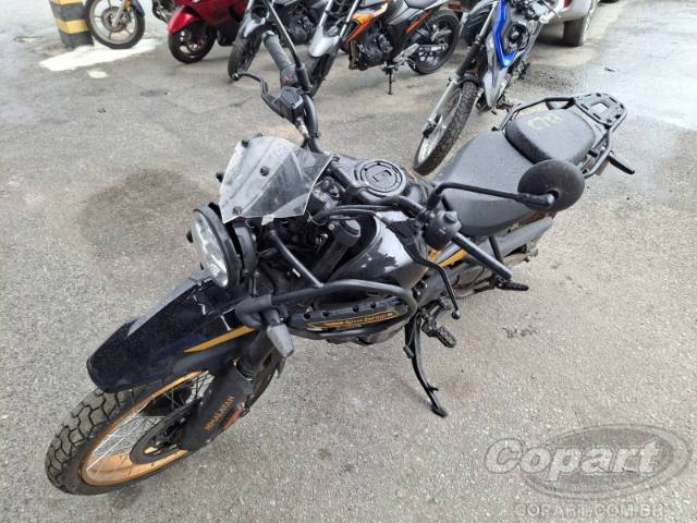 2026 ROYAL ENFIELD HIMALAYAN 