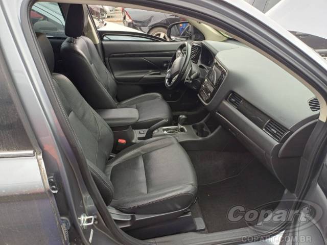 2016 MITSUBISHI OUTLANDER 