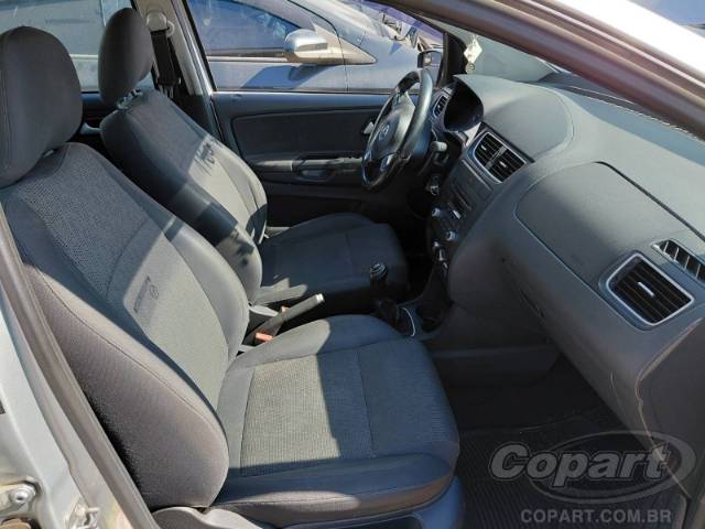 2013 VOLKSWAGEN SPACEFOX 