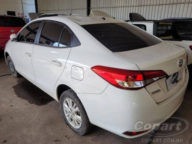 2019 TOYOTA YARIS SEDA 