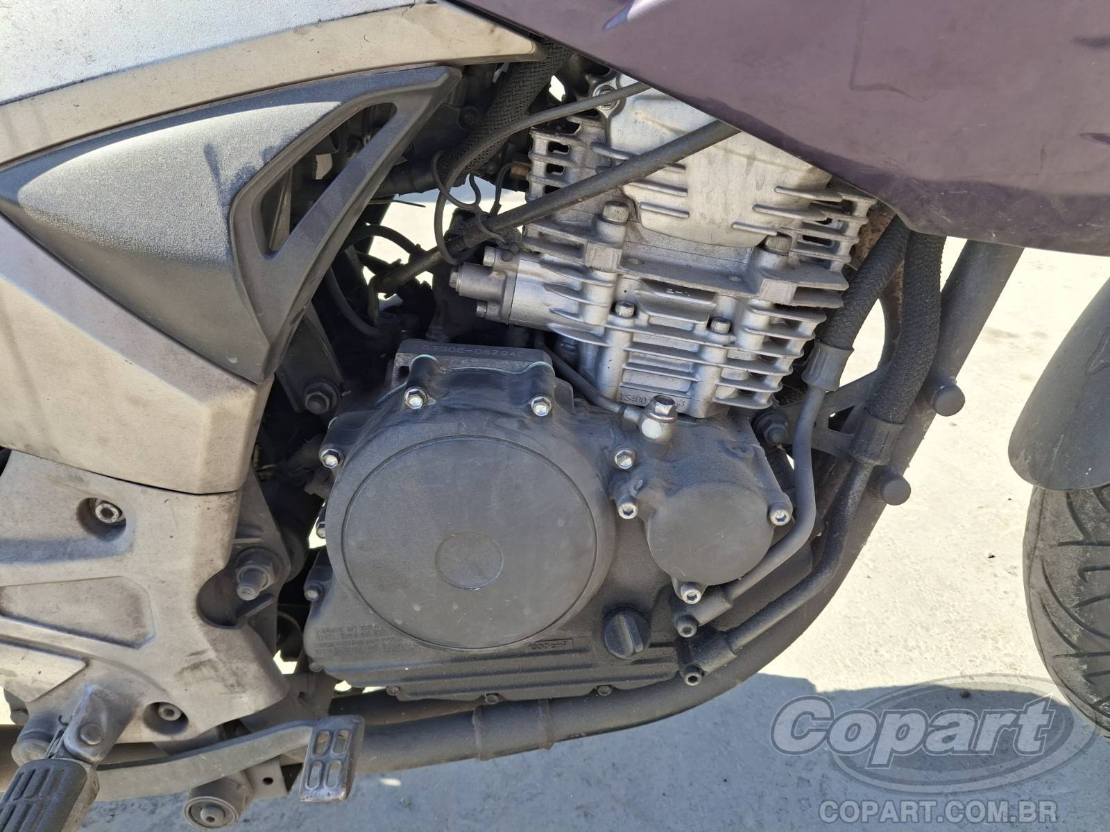 Foto 6 de 10: 2013 YAMAHA FAZER