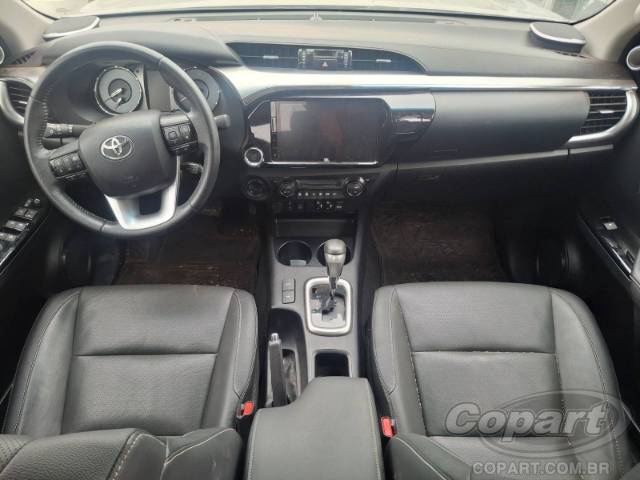 2024 TOYOTA HILUX CD 