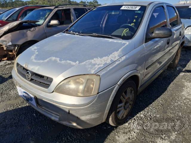 2003 CHEVROLET CORSA SEDAN 